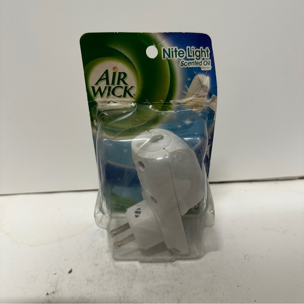 Air Wick Nite Light Scented Oil Warmer HTF